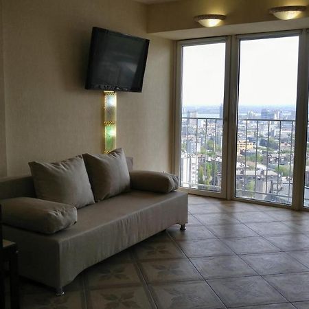 Apartment Near Dnipro Arena Exterior foto